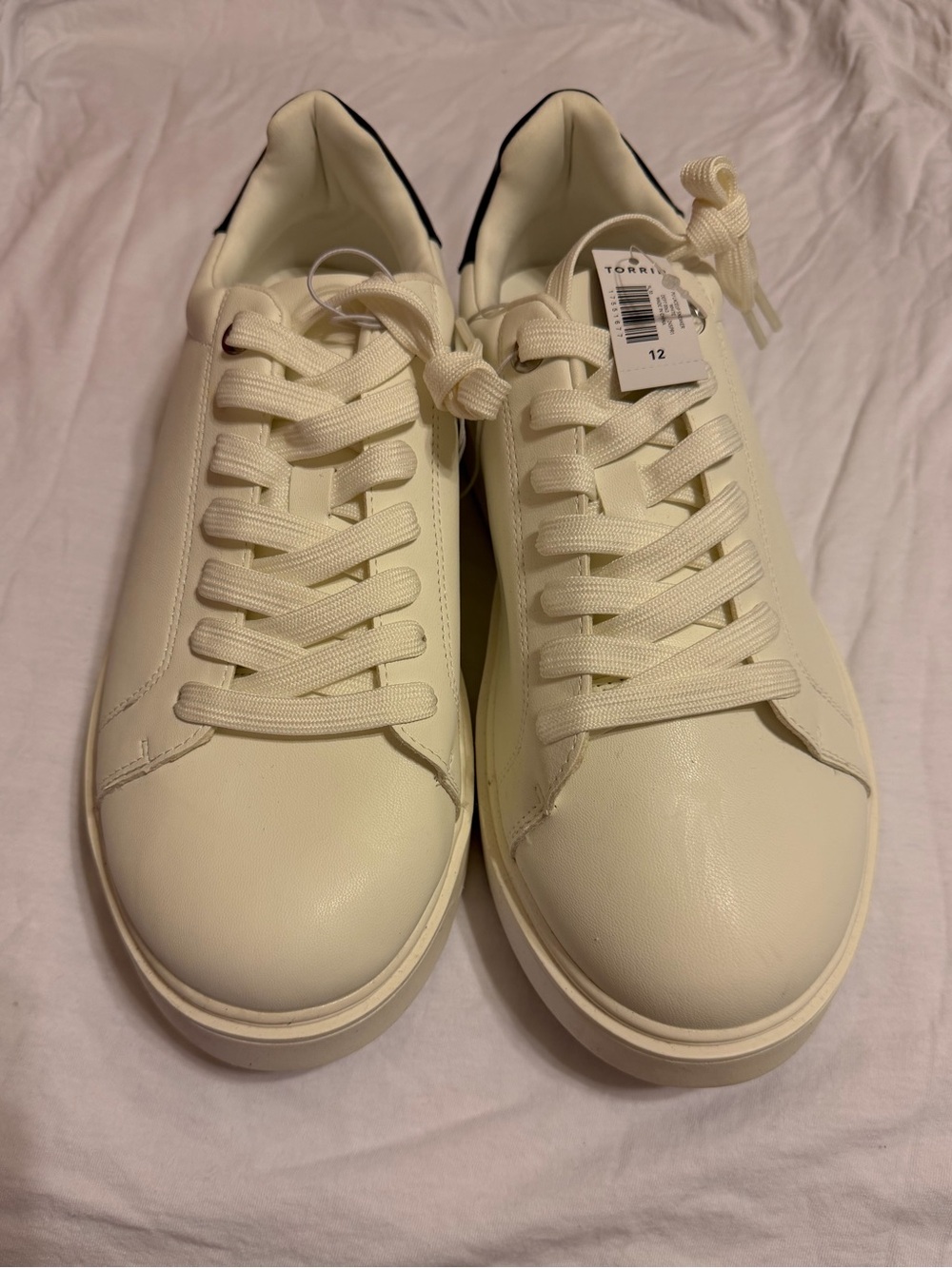 Torrid Women’s Wide Width White Low-Top Sneakers